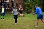 "Lietavos" futbolininkai su vaikais išmėgino kitokį futbolą