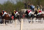 Palangos paplūdymyje lekntyniavo stipriausi Lietuvos lenktyniniai žirgai