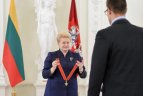 Valstybės vadovė apdovanojo parolimpinių žaidynių prizininkus